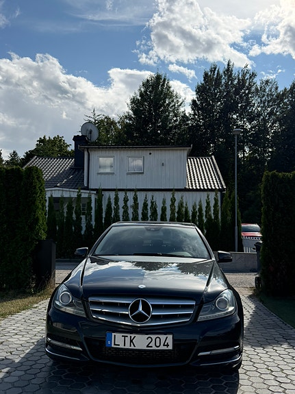 Mercedes-Benz C180 5 of 17