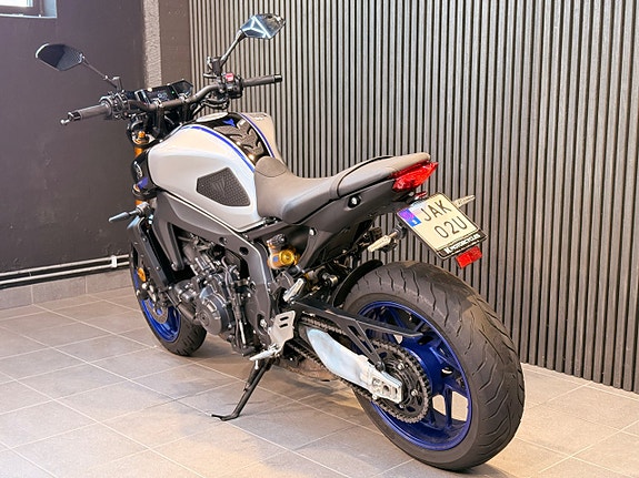 Yamaha MT-09SP 7 of 10