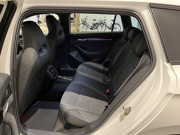 Skoda Superb 10 of 18