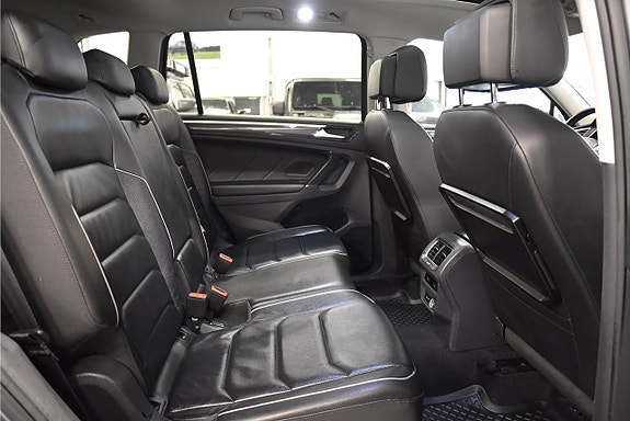 Volkswagen Tiguan Allspace 14 of 27