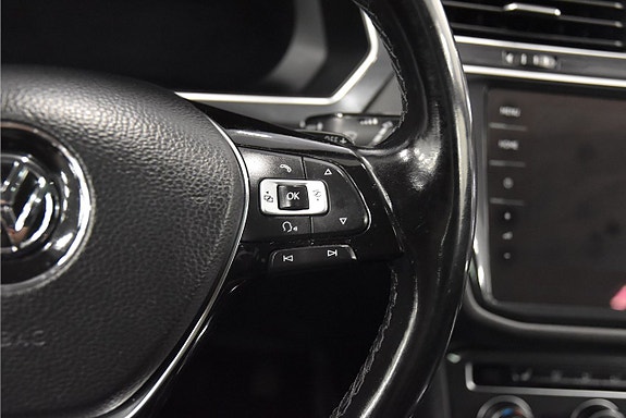 Volkswagen Tiguan Allspace 11 of 27