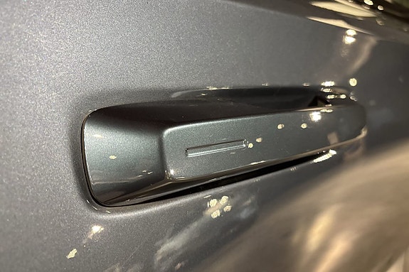 Polestar 2 16 of 17