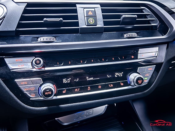 BMW X3 27 of 30