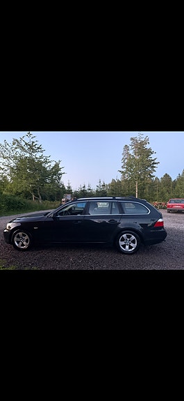 BMW 520d 2 of 5