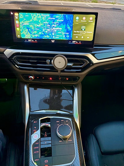 BMW M240i 8 of 9
