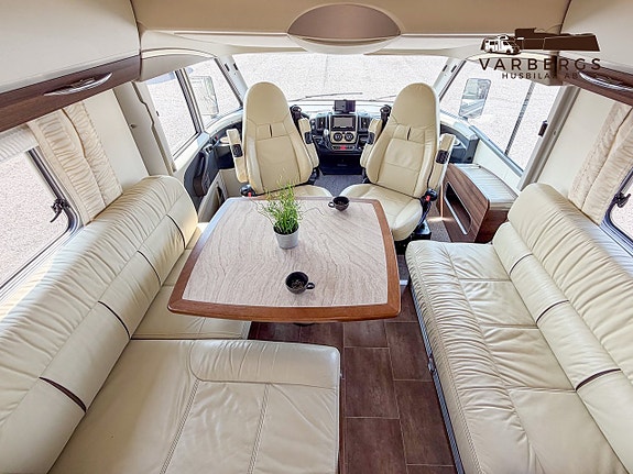 Bürstner Elegance i 890 AUT/Kamkedja ALDE QB+Taksäng *1 ÄGARE* Fr. 3,70% VI TAR INBYTE - Boka tid för visning! 14 of 19