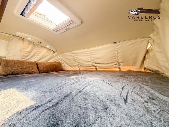 Bürstner Elegance i 890 AUT/Kamkedja ALDE QB+Taksäng *1 ÄGARE* Fr. 3,70% VI TAR INBYTE - Boka tid för visning! 4 of 19