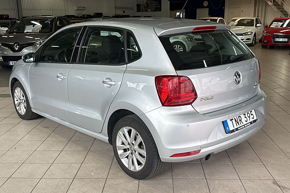 Volkswagen Polo 11 of 28