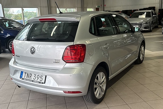 Volkswagen Polo 8 of 28