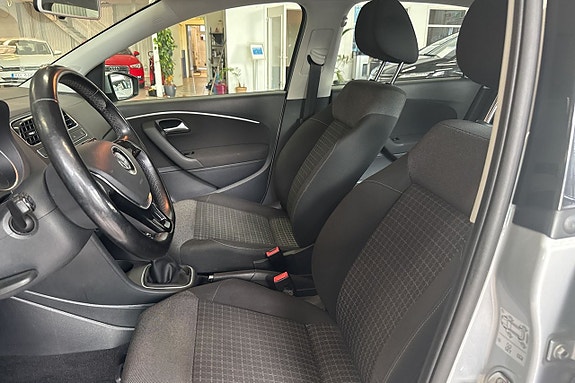 Volkswagen Polo 12 of 28