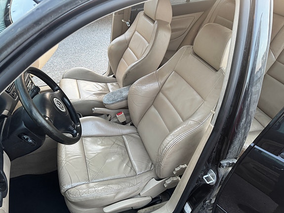 Volkswagen Golf IV 7 of 8