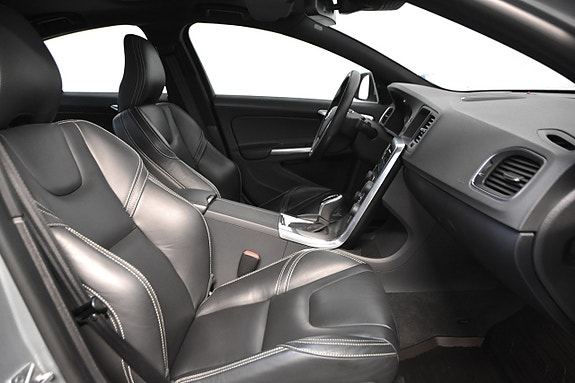 Volvo S60 18 of 24