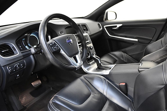 Volvo S60 10 of 24