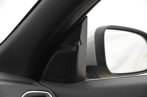 Volvo S60 22 of 24