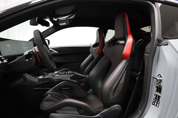 BMW M4 8 of 30