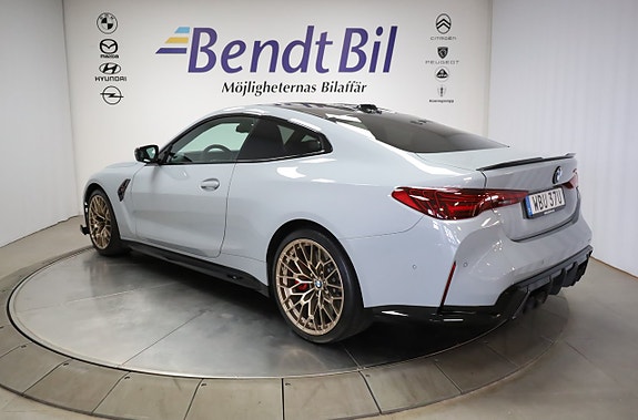 BMW M4 9 of 30