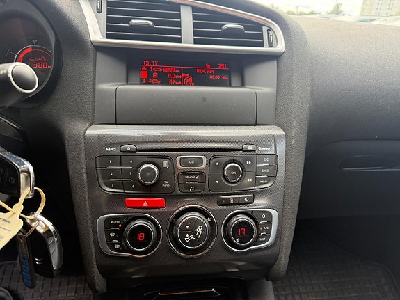 Citroen C4 15 of 18