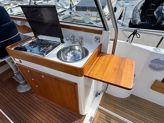 Nimbus 33 Nova | 2000 | Volvo Penta KAD 43 5 of 12