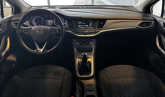 Opel Astra 14 of 19