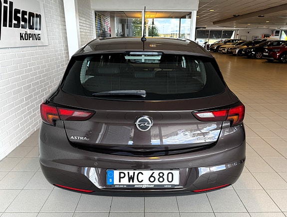 Opel Astra 4 of 19