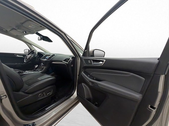 Ford S-MAX 24 of 30