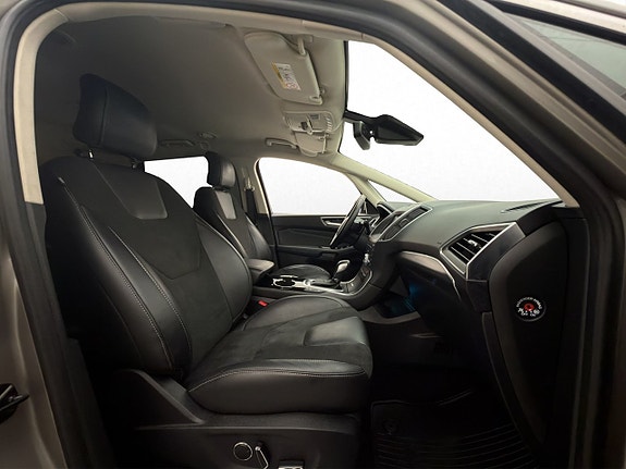 Ford S-MAX 23 of 30