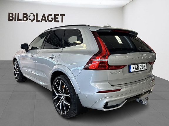 Volvo XC60 3 of 17
