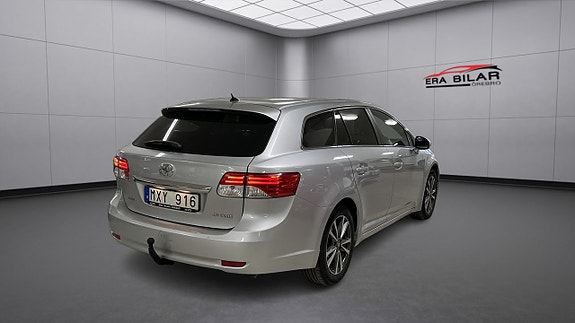 Toyota Avensis 6 of 25