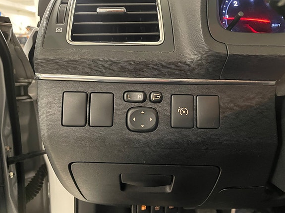 Toyota Avensis 23 of 25