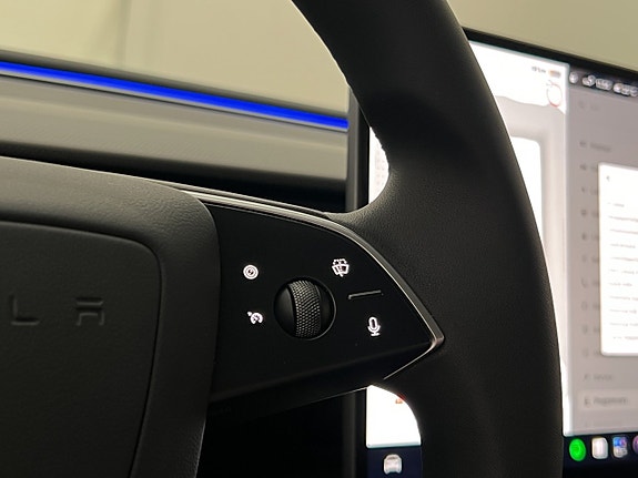 Tesla Model 3 15 of 30
