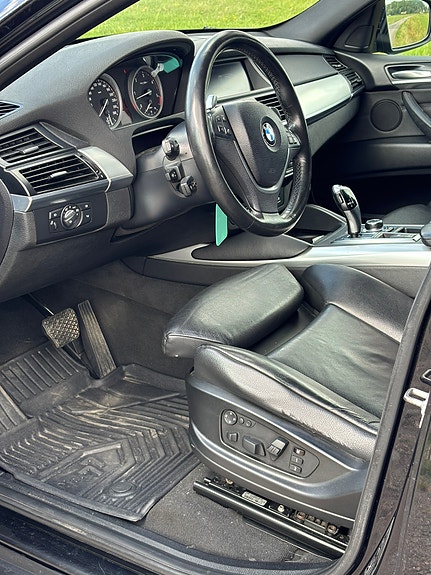 BMW X6 7 of 8