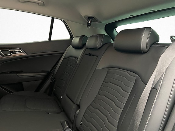 Kia Sportage 15 of 30