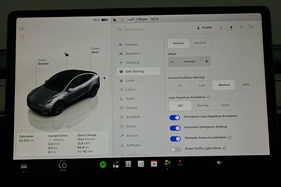 Tesla Model Y 20 of 21