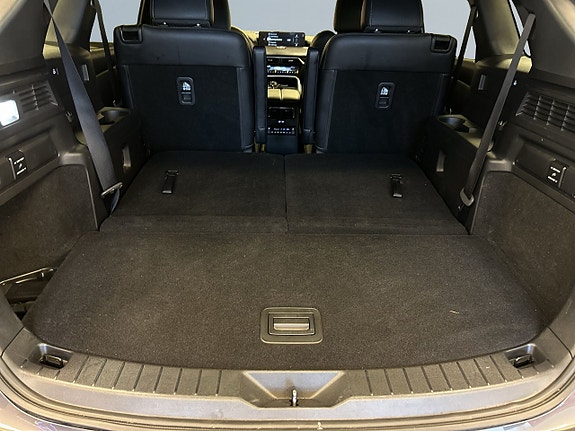 Mazda CX-80 12 of 27