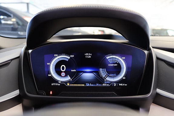 BMW i8 12 of 18