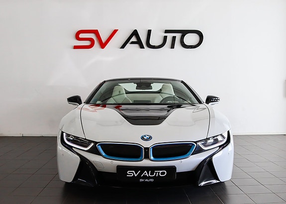 BMW i8 3 of 18