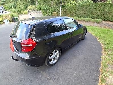 BMW 116i 4 of 8
