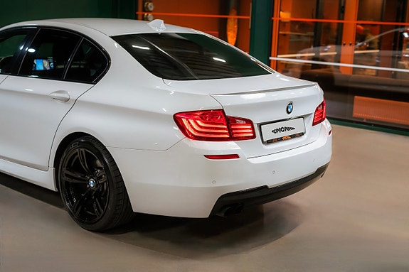 BMW 520d 4 of 26