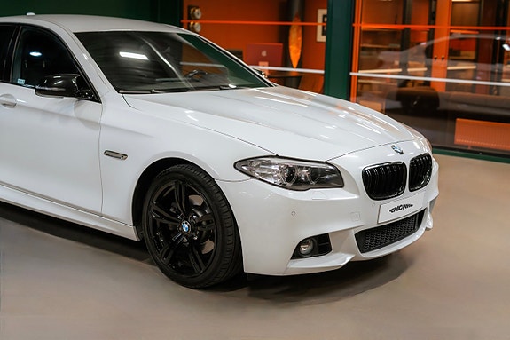 BMW 520d 2 of 26