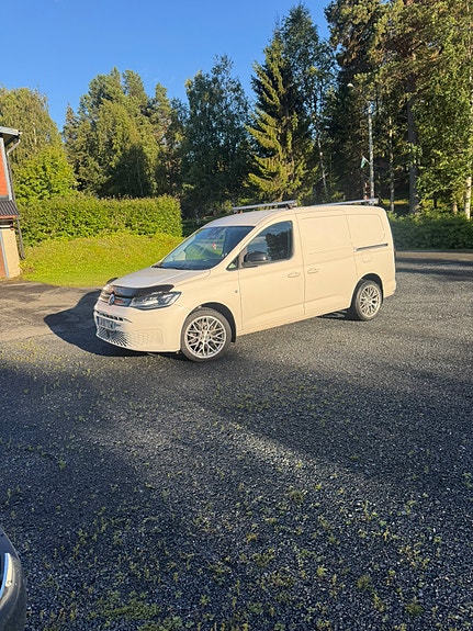 Volkswagen Caddy Maxi 3 of 3