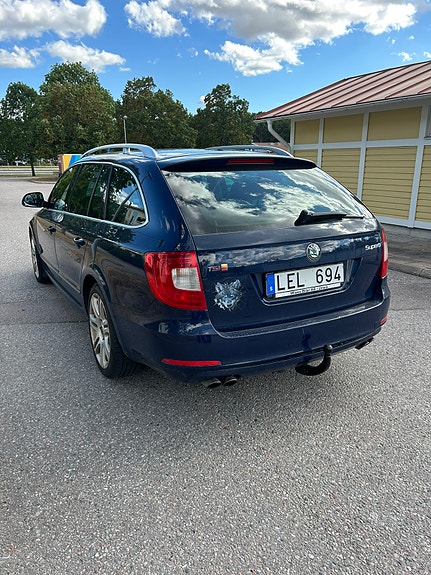Skoda Superb 4 of 4