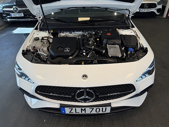 Mercedes-Benz CLA200 22 of 25