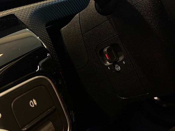 Mercedes-Benz CLA200 16 of 25