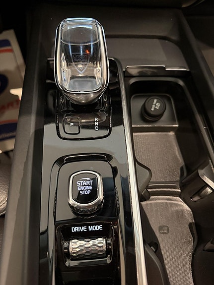 Volvo XC60 15 of 27