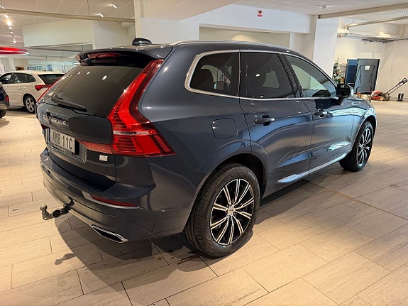 Volvo XC60 8 of 27