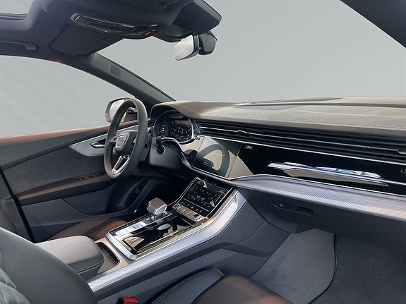 Audi Q8 6 of 14