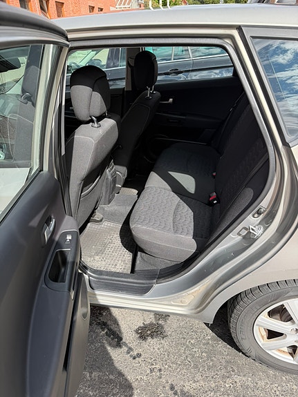 Kia Ceed 8 of 11