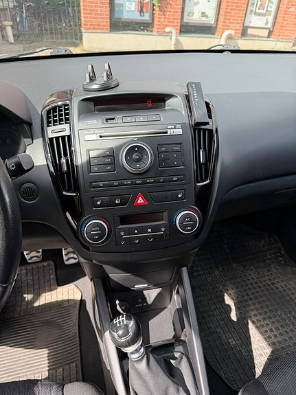 Kia Ceed 9 of 11