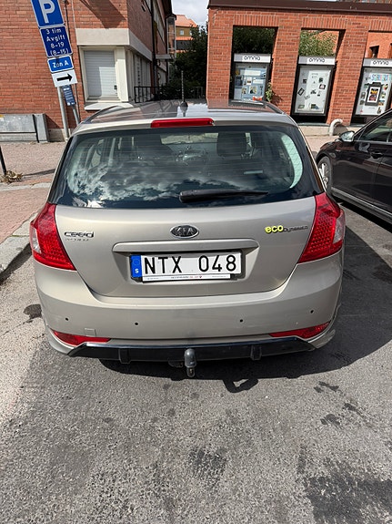 Kia Ceed 4 of 11