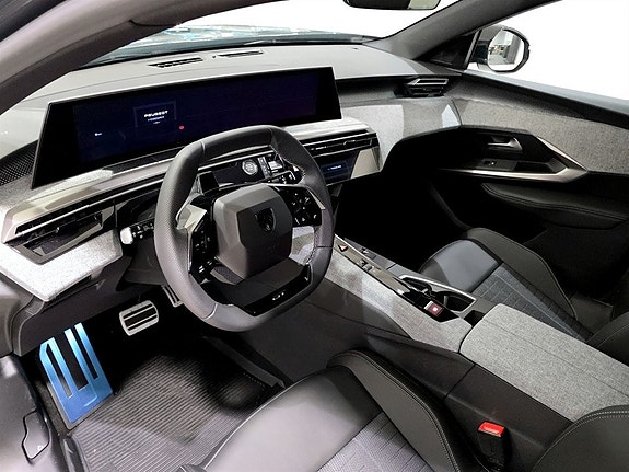 Peugeot 5008 4 of 13